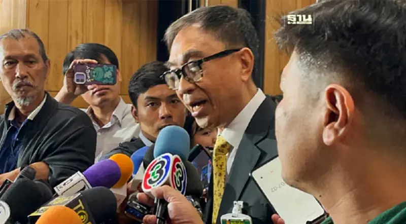 อดีตปลัดคลัง แนะแบงก์ชาติสร้างความเป็นธรรมต่อผู้บริโภค หลังปรับดอกเบี้ย อดีตปลัดคลัง แนะแบงก์ชาติสร้างความเป็นธรรมต่อผู้บริโภค หลังปรับดอกเบี้ย