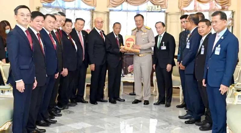 "มูลนิธิป่อเต็กตึ๊ง"มอบของขวัญวันเด็ก 1.9 แสนชิ้น ให้รัฐบาลมอบเด็ก-เยาวชน