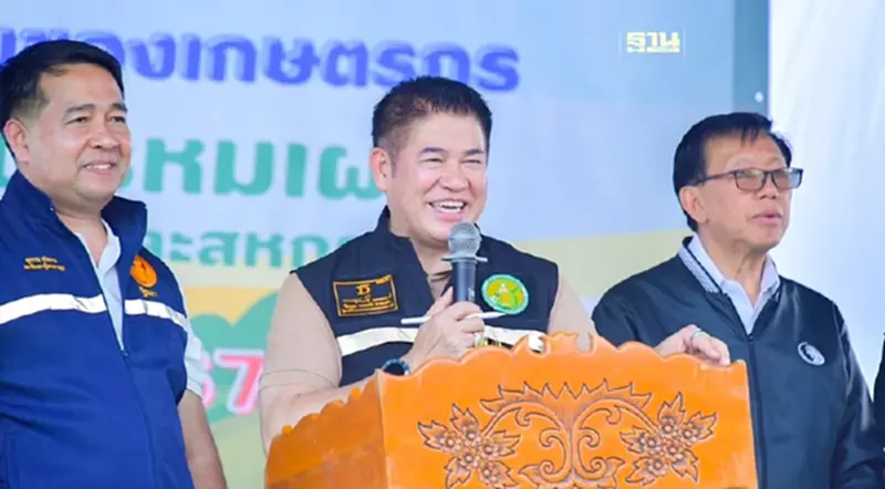 รมว.ธรรมนัส ลงพื้นที่คลายปัญหา ท่วม-แล้ง เมืองนครศรีธรรมราช รมว.ธรรมนัส ลงพื้นที่คลายปัญหา ท่วม-แล้ง เมืองนครศรีธรรมราช