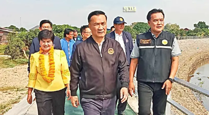 มท.2 ลงพื้นที่เชียงใหม่ ตรวจติดตามเขื่อนป้องกันตลิ่งริมแม่น้ำ มท.2 ลงพื้นที่เชียงใหม่ ตรวจติดตามเขื่อนป้องกันตลิ่งริมแม่น้ำ