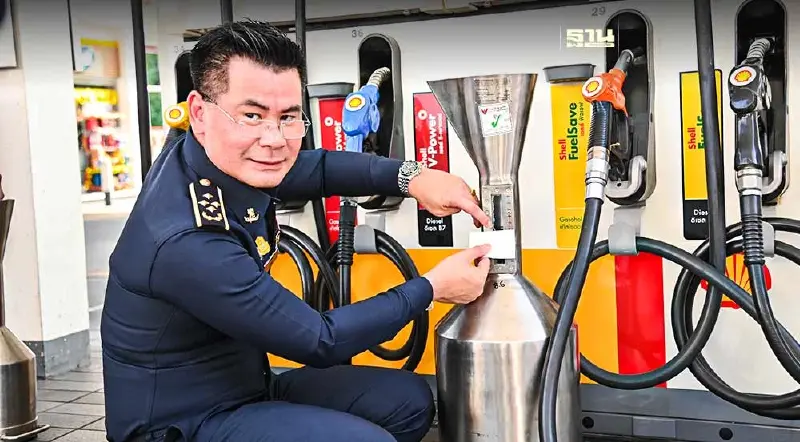 กรมการค้าภายใน สุ่มตรวจปั๊มน้ำมัน-ร้านธงฟ้า ปกติดี กรมการค้าภายใน สุ่มตรวจปั๊มน้ำมัน-ร้านธงฟ้า ปกติดี