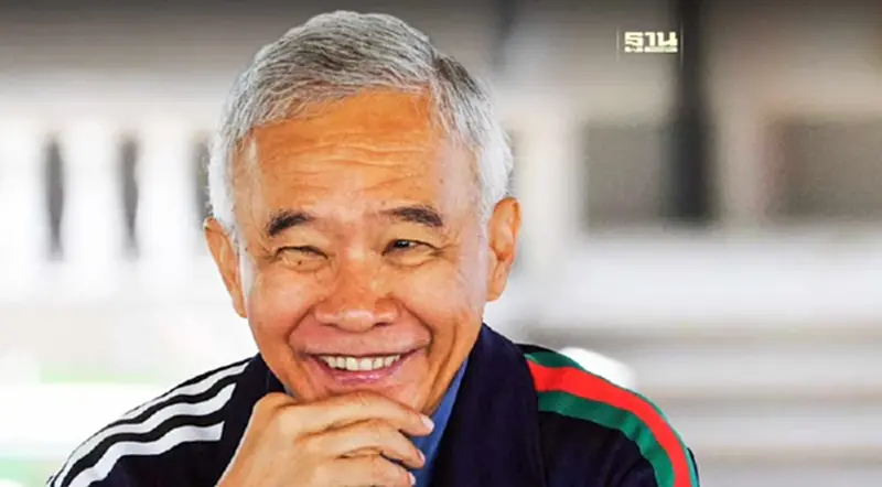 สุวัจน์ ชี้หลังงบ 67ผ่านสภา เศรษฐกิจกระเตื้องแน่ ยัน"อุ๊งอิ๊ง"เป็นนายกฯได้ สุวัจน์ ชี้หลังงบ 67ผ่านสภา เศรษฐกิจกระเตื้องแน่ ยัน"อุ๊งอิ๊ง"เป็นนายกฯได้