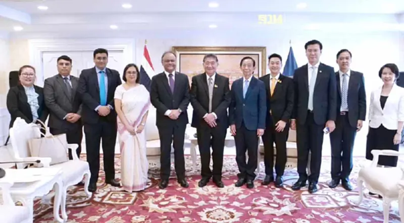 ‘พาณิชย์’ ถกทูตอินเดีย ชวนลงทุน-ดีล FTA ‘พาณิชย์’ ถกทูตอินเดีย ชวนลงทุน-ดีล FTA