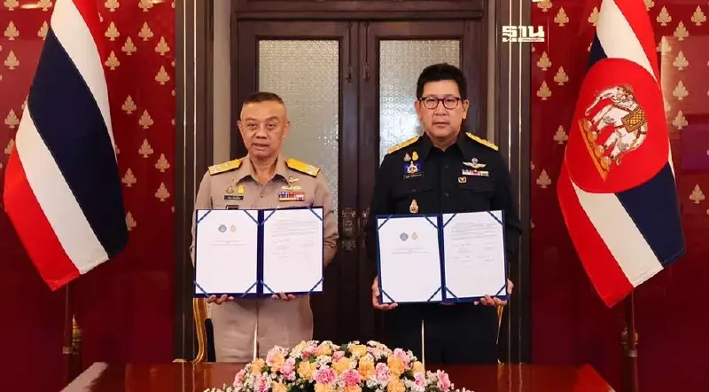 สรรพสามิต จับมือ ศรชล. ปราบปรามลักลอบค้าน้ำมันเถื่อนทางทะเล สรรพสามิต จับมือ ศรชล. ปราบปรามลักลอบค้าน้ำมันเถื่อนทางทะเล