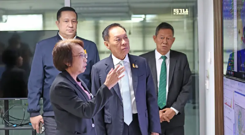 "พัชรวาท"สั่งคุมเข้ม แหล่งกำเนิดฝุ่น PM 2.5 หลัง 5 จังหวัดจุดความร้อนพุ่ง "พัชรวาท"สั่งคุมเข้ม แหล่งกำเนิดฝุ่น PM 2.5 หลัง 5 จังหวัดจุดความร้อนพุ่ง