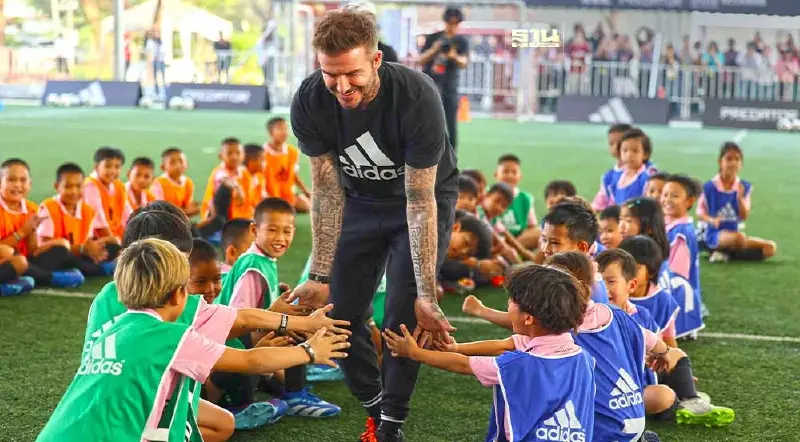 "อาดิดาส-เดวิด เบ็คแฮม" ส่งต่อแรงบันดาลใจนักฟุตบอลเยาวชน
