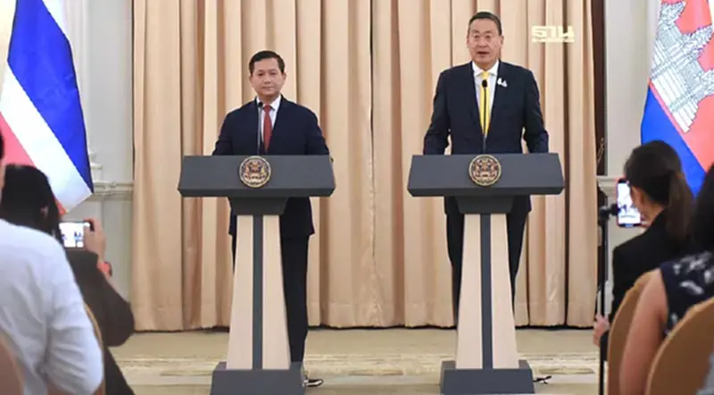 “เศรษฐา - ฮุน มาแนต” ประกาศลุยพัฒนาพลังงานพื้นที่ทับซ้อน ไทย-กัมพูชา “เศรษฐา - ฮุน มาแนต” ประกาศลุยพัฒนาพลังงานพื้นที่ทับซ้อน ไทย-กัมพูชา