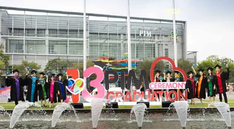 สถาบันการจัดการปัญญาภิวัฒน์ “ใจฟู รับปริญญารุ่น 13 ฉลองความสำเร็จ” สถาบันการจัดการปัญญาภิวัฒน์ “ใจฟู รับปริญญารุ่น 13 ฉลองความสำเร็จ”