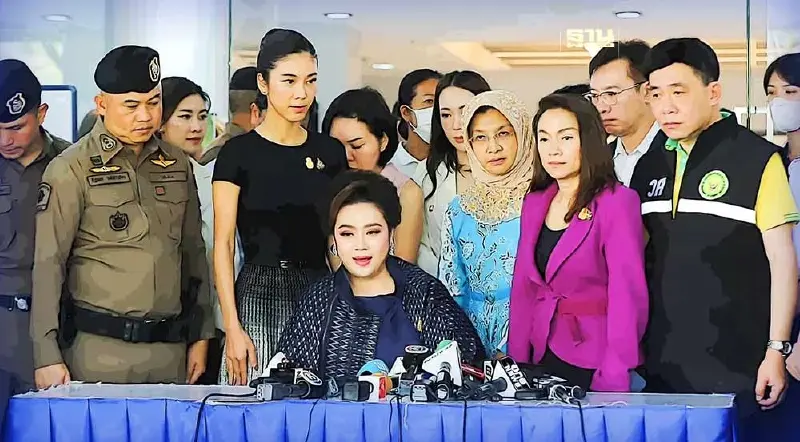 รมว.อว.นั่งหัวโต๊ะรับข้อเสนอแกนนำม็อบอุเทนถวาย เร่งคลี่คลายข้อพิพาท รมว.อว.นั่งหัวโต๊ะรับข้อเสนอแกนนำม็อบอุเทนถวาย เร่งคลี่คลายข้อพิพาท