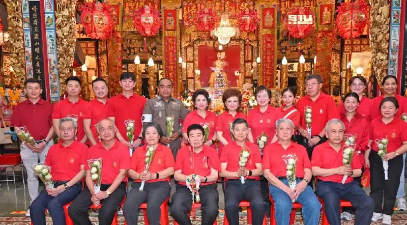 สิ้นสุดตรุษจีน 2567 “มูลนิธิป่อเต็กตึ๊ง”จัดพิธีเวียนธูปศักดิ์สิทธิ์