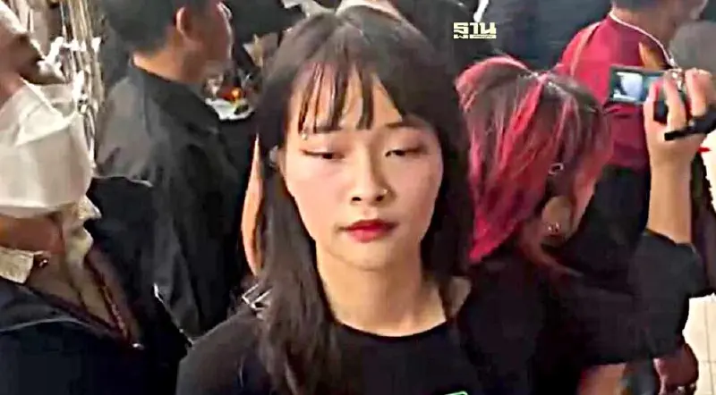 ศาลออกหมายจับ “ตะวัน-แฟรงค์” ม. 116 - พ.ร.บ.คอมฯ ปมขวางขบวนเสด็จ