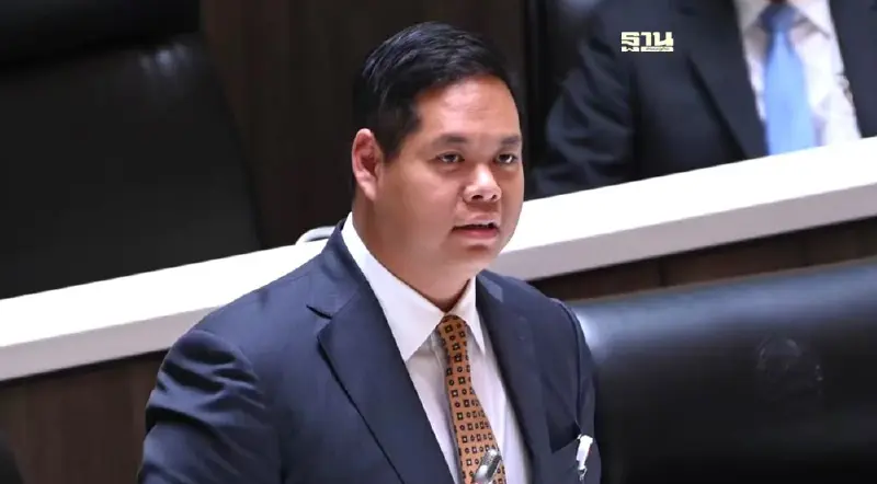 “สรรเพชญ”จี้รัฐอย่าปล่อยให้ราคา“ตั๋วเครื่องบิน”สูงเกินความเป็นจริง