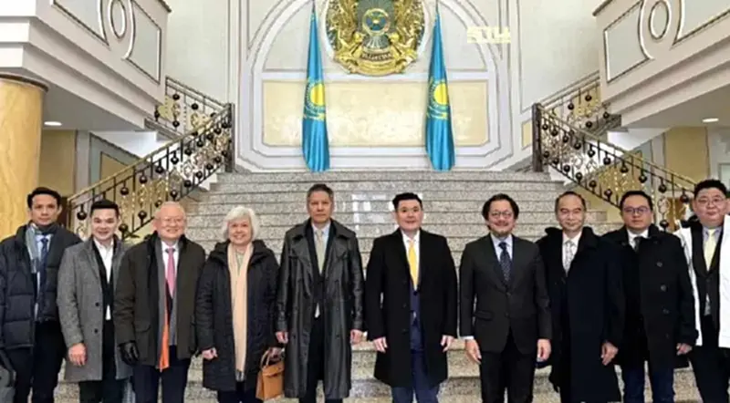รมช.กต.นำนักธุรกิจไทยบุก "คาซัคสถาน" ขยายโอกาสการค้า-การลงทุน รมช.กต.นำนักธุรกิจไทยบุก "คาซัคสถาน" ขยายโอกาสการค้า-การลงทุน