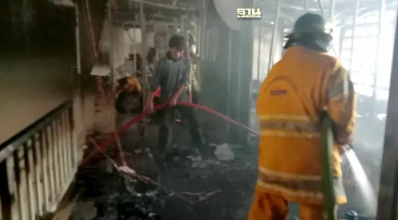 "ไฟไหม้ตลาดสี่มุมเมือง" พบเด็กสำลักควันเสียชีวิต 1 ราย