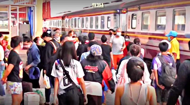 จัด 6 ขบวนรถไฟเสริม ขนคนกลับ กทม. 16-17 เม.ย.นี้ จัด 6 ขบวนรถไฟเสริม ขนคนกลับ กทม. 16-17 เม.ย.นี้
