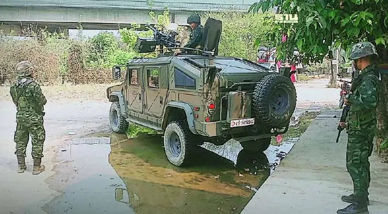 เข้มชายแดนแม่สอด  หลังกลุ่มต่อต้าน ปิดล้อมทิ้งระเบิด ที่ตั้งทหารเมียนมา