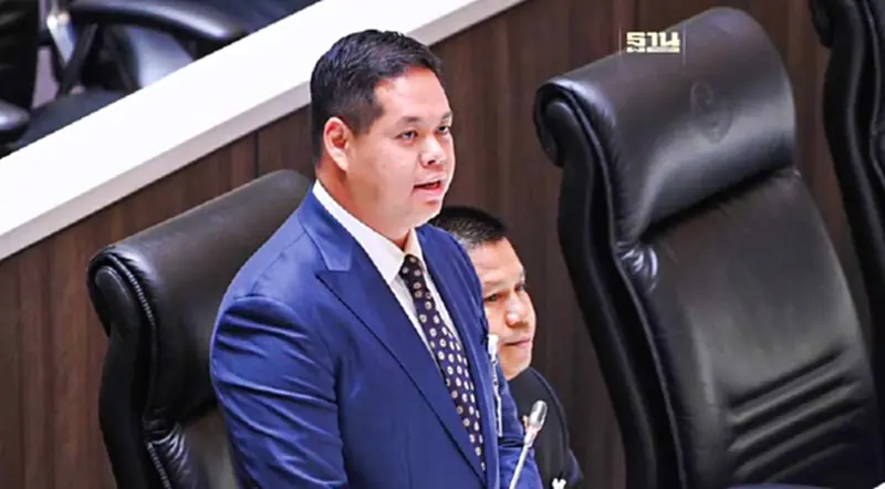 “สรรเพชญ”ตั้งฉายา“รัฐบาลสุกเอาเผากิน”ชี้บริหารเศรษฐกิจล้มเหลว “สรรเพชญ”ตั้งฉายา“รัฐบาลสุกเอาเผากิน”ชี้บริหารเศรษฐกิจล้มเหลว
