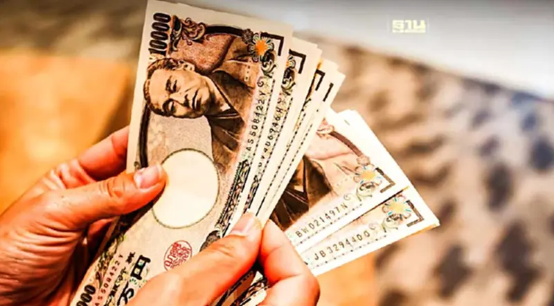 บริษัทเอกชนญี่ปุ่นห่วงเยนร่วงแรง เรียกร้อง BOJ ปรับนโยบายการเงิน บริษัทเอกชนญี่ปุ่นห่วงเยนร่วงแรง เรียกร้อง BOJ ปรับนโยบายการเงิน