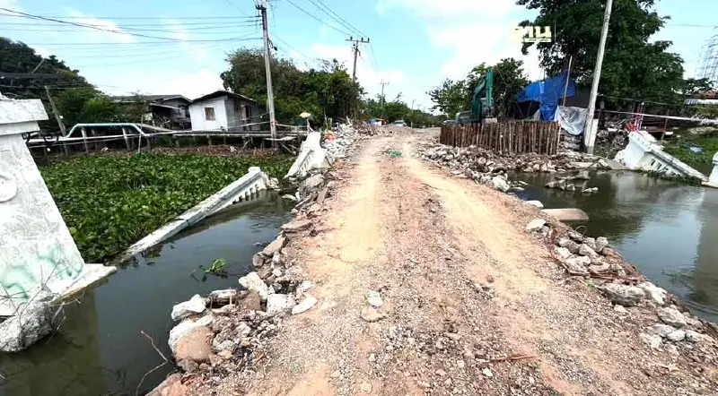 เร่งกู้เส้นทางเชื่อมฉะเชิงเทรา-ลาดกระบัง หลังสะพานข้ามคลองหลวงแพ่ง ถล่ม!