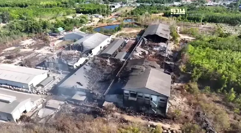 ไฟไหม้โรงงานระยองเริ่มคลี่คลาย บางจุดยังมีควัน เร่งดับให้มอดสนิทวันนี้