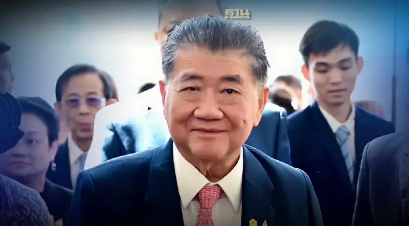 ภูมิธรรม ย้ำ Digital Wallet กระตุ้นเศรษฐกิจช่วยคนตัวเล็ก ภูมิธรรม ย้ำ Digital Wallet กระตุ้นเศรษฐกิจช่วยคนตัวเล็ก