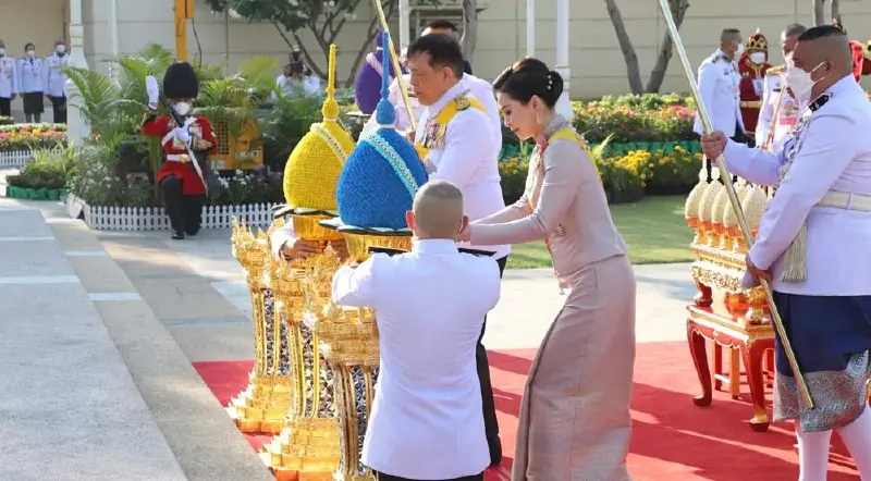 ในหลวง พระราชินี เสด็จฯ วันระลึกมหาจักรีบรมราชวงศ์ พุทธศักราช 2567