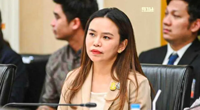 มท. แจงปมพบกากแคดเมียมสมุทรสาคร ไม่มีประกาศพื้นที่ภัยพิบัติ มท. แจงปมพบกากแคดเมียมสมุทรสาคร ไม่มีประกาศพื้นที่ภัยพิบัติ