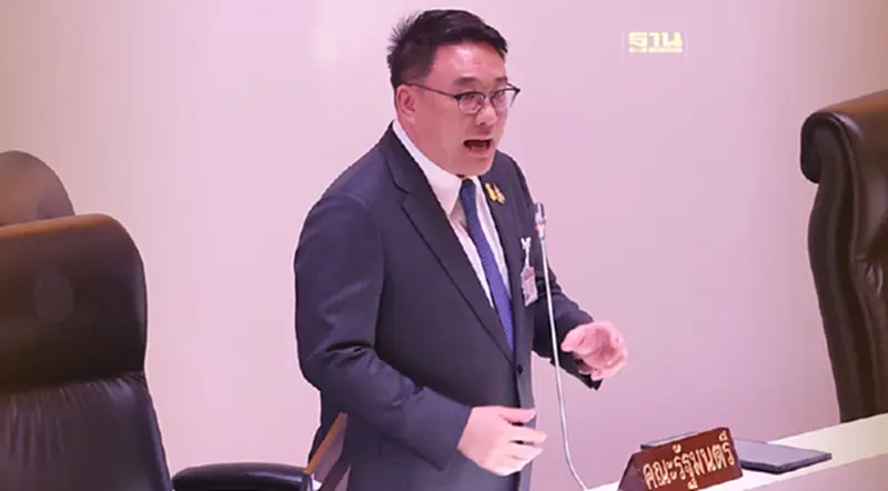 “จุลพันธ์” แจงรัฐใช้งบปี 66 พลางก่อน ระบุ 40% รายจ่ายเงินเดือน “จุลพันธ์” แจงรัฐใช้งบปี 66 พลางก่อน ระบุ 40% รายจ่ายเงินเดือน