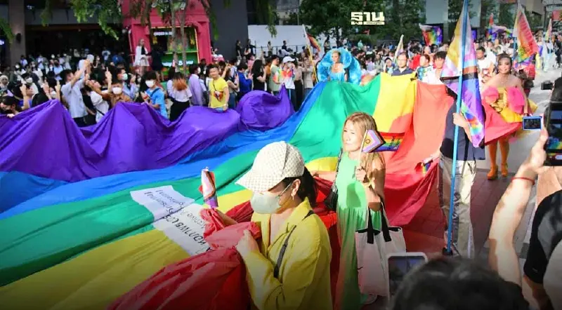กทม.เปิด 50 เขต “จดแจ้งชีวิตคู่สมรสเท่าเทียม” งาน Bangkok Pride 2024