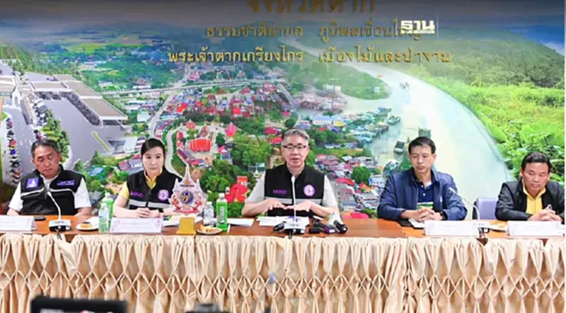 คณะทำงานฯ ดันแผนสำรองขน "กากแคดเมียม" ใช้สลิงผ้าใบ รถบรรทุกติดเครน คณะทำงานฯ ดันแผนสำรองขน "กากแคดเมียม" ใช้สลิงผ้าใบ รถบรรทุกติดเครน