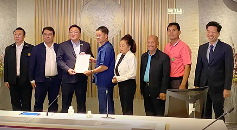 “จุลพันธ์” พร้อมทบทวนโครงสร้างภาษีบุหรี่ ถก “สรรพสามิต” พรุ่งนี้ “จุลพันธ์” พร้อมทบทวนโครงสร้างภาษีบุหรี่ ถก “สรรพสามิต” พรุ่งนี้