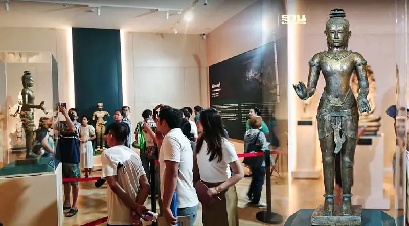 โกลเด้นบอย เปิดให้เข้าชมวันแรก พิพิธภัณฑสถานแห่งชาติ หลังสหรัฐส่งคืน โกลเด้นบอย เปิดให้เข้าชมวันแรก พิพิธภัณฑสถานแห่งชาติ หลังสหรัฐส่งคืน