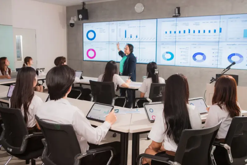 “นวัตกรรมธุรกิจดิจิทัล” หลักสูตรแรก ปวส. เรียนต่อปริญญาตรี จบได้ภายใน 1 ปี