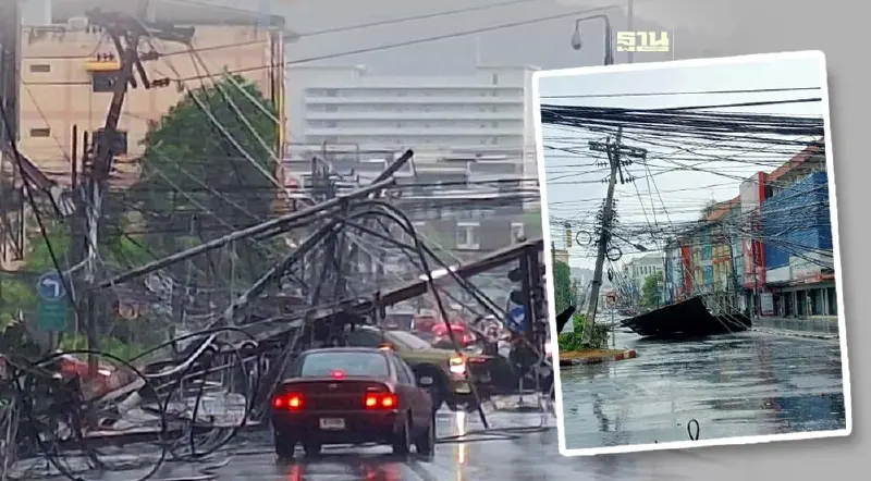 หาดใหญ่ฝนตกหนัก เสาไฟฟ้าล้ม แนะเลี่ยงเส้นทางถนน30เมตร