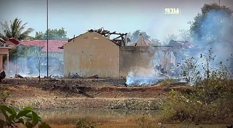 "คลื่นความร้อน" ทำคลังกระสุนกัมพูชาระเบิด ปลิดชีพทหาร 20 นาย