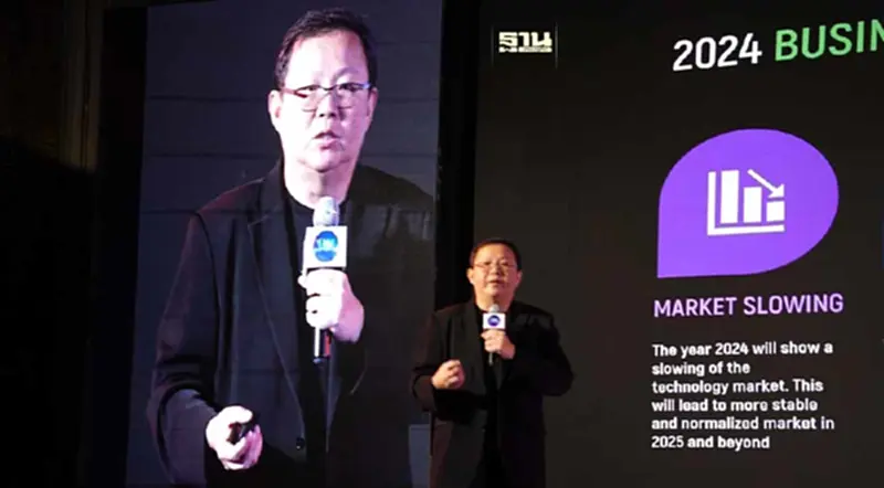 "AIS" เตือน "SMEs" ระวัง 6 เทคโนโลยีดิสดิสรัปชันธุรกิจ "AIS" เตือน "SMEs" ระวัง 6 เทคโนโลยีดิสดิสรัปชันธุรกิจ