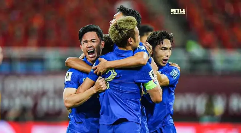 ถ่ายทอดสดบอลไทยวันนี้  ทีมชาติไทย VS สิงคโปร์ ดูบอลสดศึกฟุตบอลโลก 19.30 น.