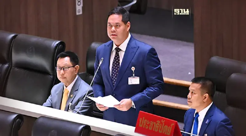 “สรรเพชญ”ฉะรัฐบาลกู้จนหัวแบะทำโครงการหวังผลทางการเมือง