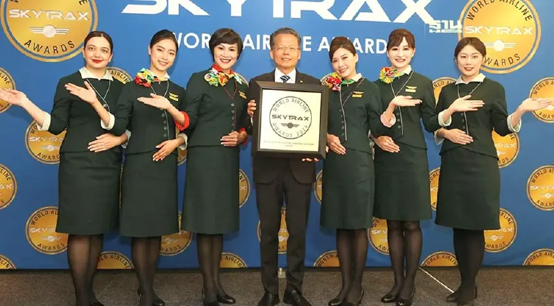 EVA Air ได้รับรางวัล 1 ใน 10 สายการบินที่ดีที่สุดในโลก ของ SKYTRAX EVA Air ได้รับรางวัล 1 ใน 10 สายการบินที่ดีที่สุดในโลก ของ SKYTRAX