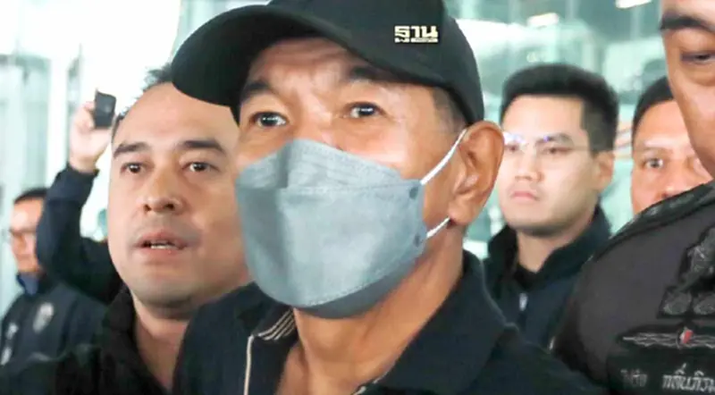 ศาลอาญาประทับฟ้อง "คดี STARK" นำตัว "ชนินทร์" เข้าเรือนจำทันที ศาลอาญาประทับฟ้อง "คดี STARK" นำตัว "ชนินทร์" เข้าเรือนจำทันที