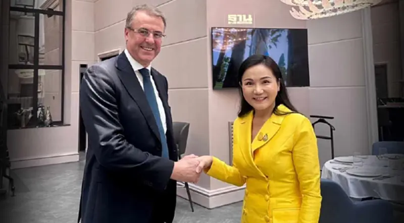 “นฤมล”ถกประธานหอหารค้ารัสเซีย-ไทย หนุนเป้านักท่องเที่ยวรัสเซีย 2 ล้านคน “นฤมล”ถกประธานหอหารค้ารัสเซีย-ไทย หนุนเป้านักท่องเที่ยวรัสเซีย 2 ล้านคน