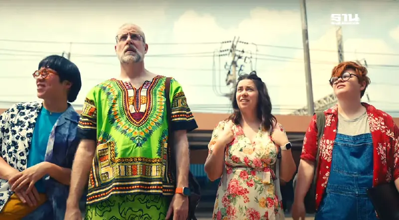 ผู้ค้า เชื่อคลิปโฆษณาดราม่า Apple เหยียดไทย ไม่กระทบยอดขาย ผู้ค้า เชื่อคลิปโฆษณาดราม่า Apple เหยียดไทย ไม่กระทบยอดขาย