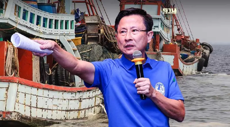 ประมง ประกาศขายเรือ 1,542 ลำ กฎหมายพ่นพิษ ทุบราคาสัตว์น้ำตกต่ำ