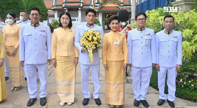 TOA ถวายพระพรชัยมงคลพระบาทสมเด็จพระเจ้าอยู่หัว
