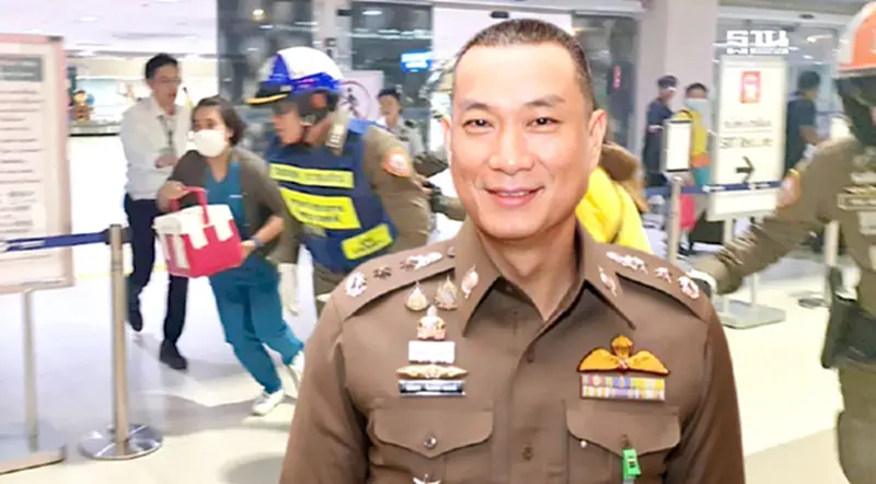 สตช.ชมเชยตำรวจส่งต่อหัวใจดวงที่ 100 แก่ผู้รับบริจาคได้ทันเวลาต่อชีวิต สตช.ชมเชยตำรวจส่งต่อหัวใจดวงที่ 100 แก่ผู้รับบริจาคได้ทันเวลาต่อชีวิต