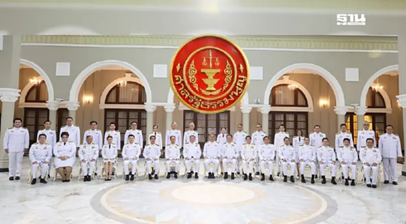 เปิดคำวินิจฉัยศาลรัฐธรรมนูญ มติ 5 ต่อ 4 ฟัน "เศรษฐา-ครม." พ้นทั้งคณะ เปิดคำวินิจฉัยศาลรัฐธรรมนูญ มติ 5 ต่อ 4 ฟัน "เศรษฐา-ครม." พ้นทั้งคณะ