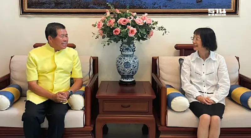 “นิพนธ์”ถกกงสุลใหญ่จีนแลกเปลี่ยนประสบการณ์พัฒนา-แก้ปัญหาความยากจน “นิพนธ์”ถกกงสุลใหญ่จีนแลกเปลี่ยนประสบการณ์พัฒนา-แก้ปัญหาความยากจน