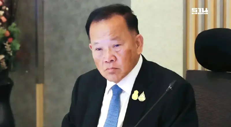 เปิดเส้นทางการเมืองของ "สันติ พร้อมพัฒน์" กับบทบาทที่ไม่ธรรมดา