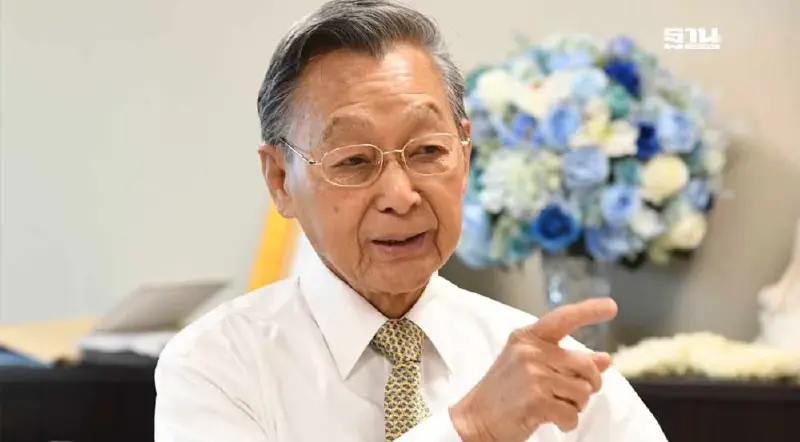 “ชวน หลีกภัย”ย้ำจุดยืนค้าน ปชป. ร่วมรัฐบาลเพื่อไทย แฉมีคนไปขอเข้าร่วม