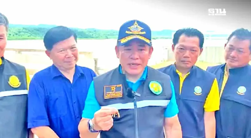 “ธรรมนัส”ประกาศอนาคตการเมือง“อยู่กับคนเคมีตรงกัน” “ธรรมนัส”ประกาศอนาคตการเมือง“อยู่กับคนเคมีตรงกัน”
